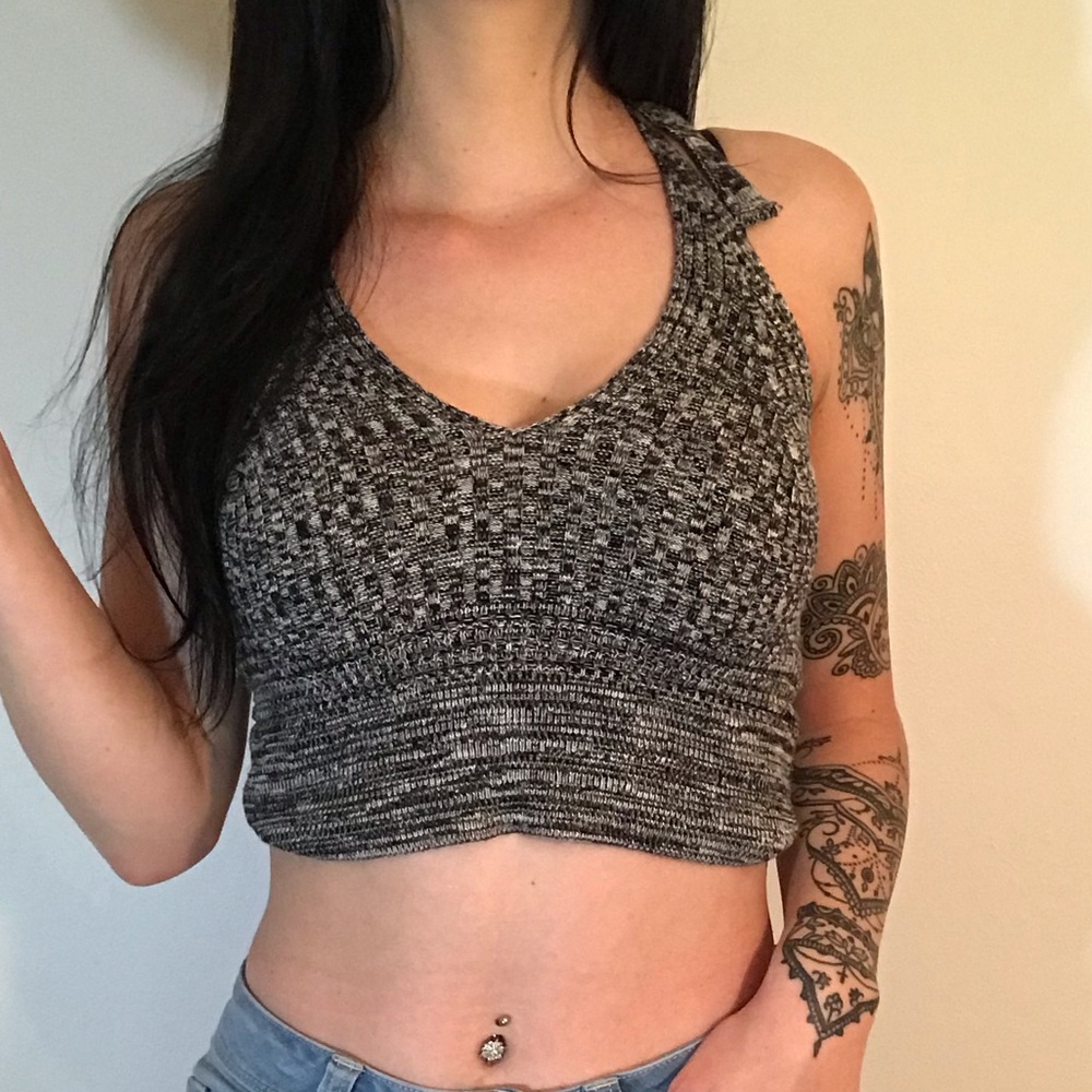 Stretchy crop top